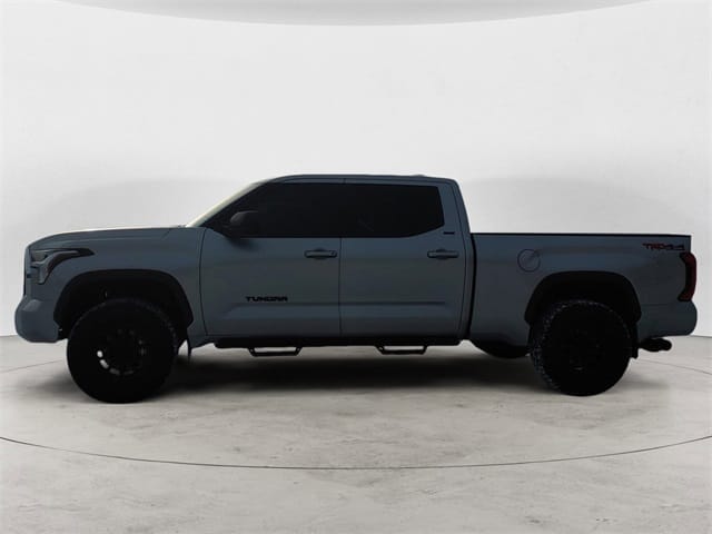 Used 2025 Toyota Tundra SR5 4D CrewMax – 5TFLA5EC2SX037023