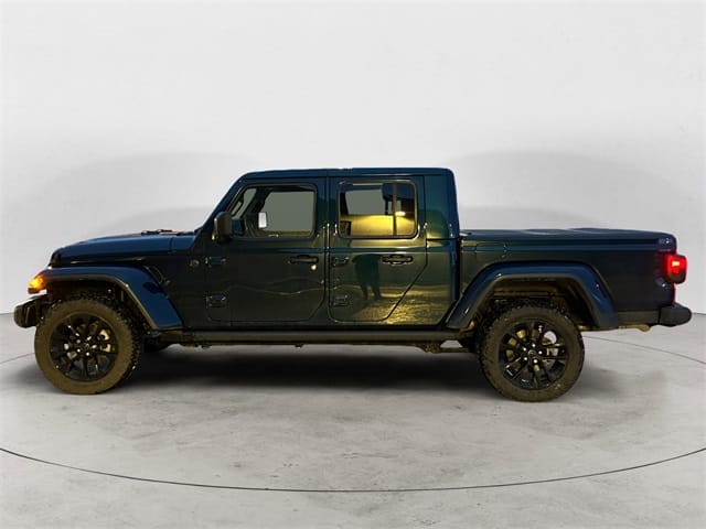 Used 2025 Jeep Gladiator Nighthawk 4D Crew Cab – 1C6PJTAG0SL506655