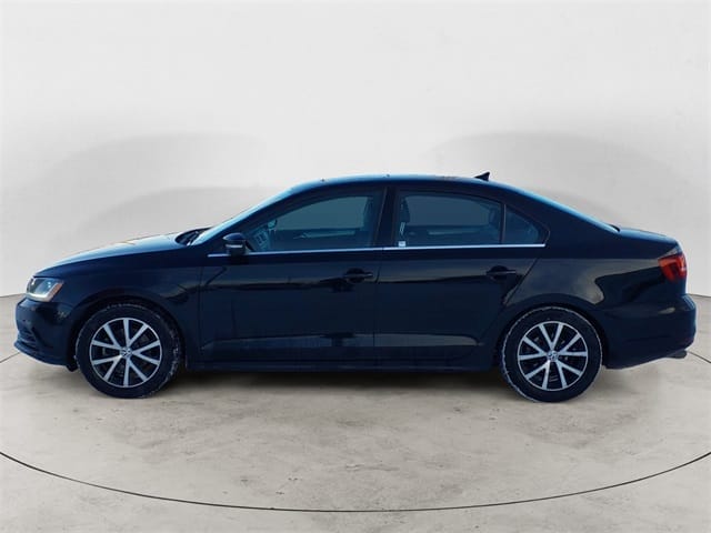 Used 2017 Volkswagen Jetta 1.4T SE 4D Sedan – 3VWDB7AJ9HM226510