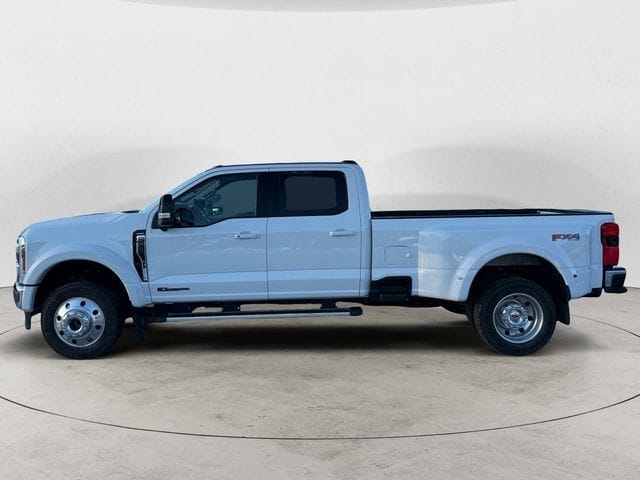 Used 2025 Ford F-450SD Lariat 4D Crew Cab – 1FT8W4DT3SEC52764