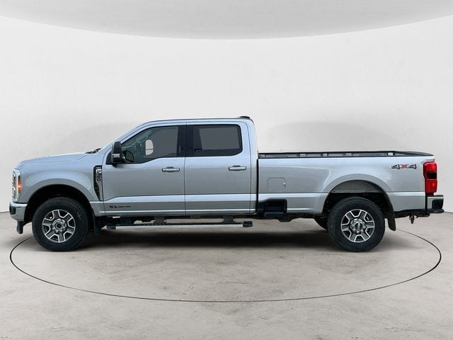 Used 2024 Ford F-350SD Lariat 4D Crew Cab – 1FT8W3BT3REC68678