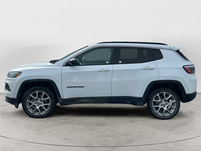 Used 2022 Jeep Compass Latitude Lux 4D Sport Utility – 3C4NJDFB5NT125993
