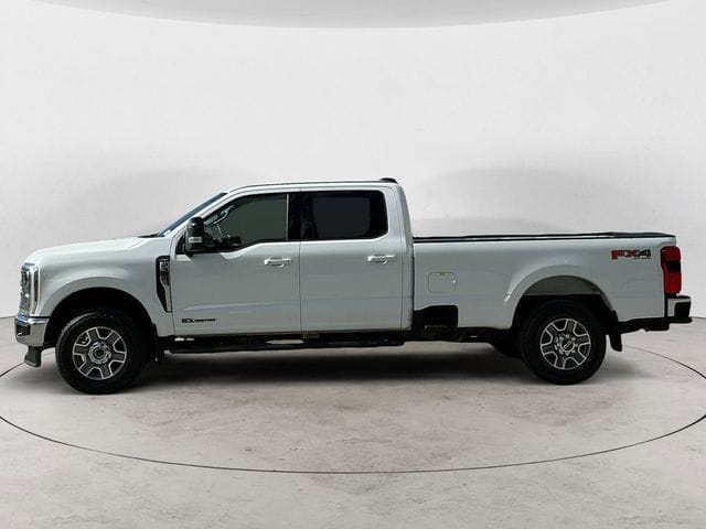 Used 2025 Ford F-350SD Lariat 4D Crew Cab – 1FT8W3BTXSEC42469
