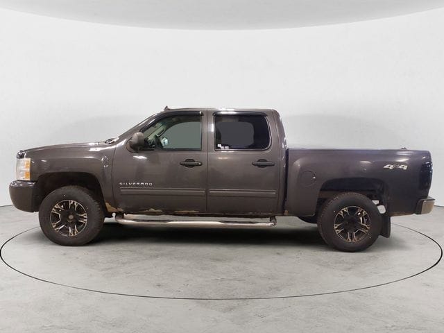 Used 2010 Chevrolet Silverado 1500 LS 4D Crew Cab – 3GCRKREA7AG301045
