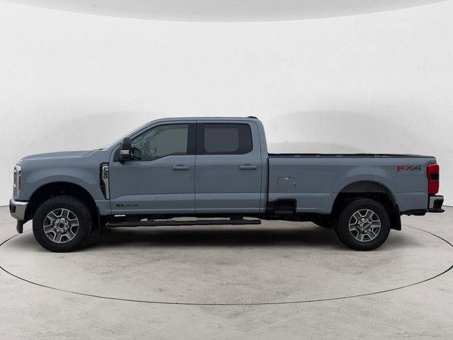 Used 2025 Ford F-350SD Lariat 4D Crew Cab – 1FT8W3BT8SEC43779