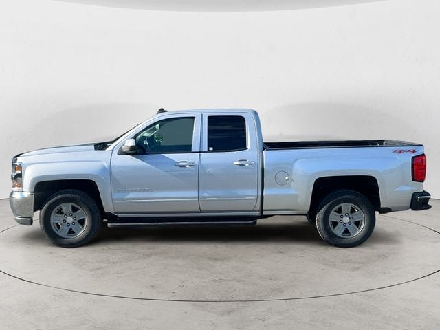 Used 2017 Chevrolet Silverado 1500 LT 4D Double Cab – 1GCVKREC8HZ283990
