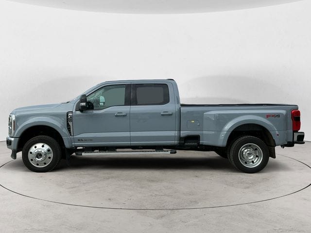 Used 2025 Ford F-450SD Lariat 4D Crew Cab – 1FT8W4DT0SEC53306