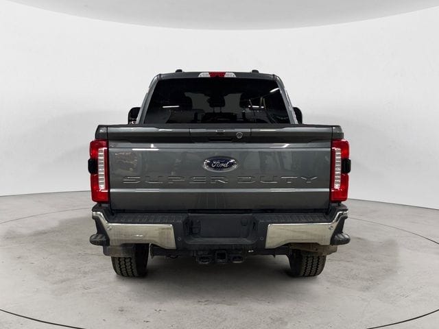 Used 2025 Ford F-350SD Lariat 4D Crew Cab – 1FT8W3BT7SEC45958