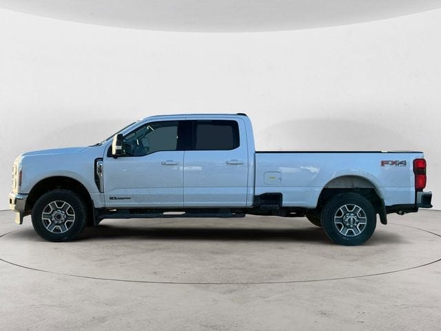Used 2025 Ford F-350SD Lariat 4D Crew Cab – 1FT8W3BT7SEC52019