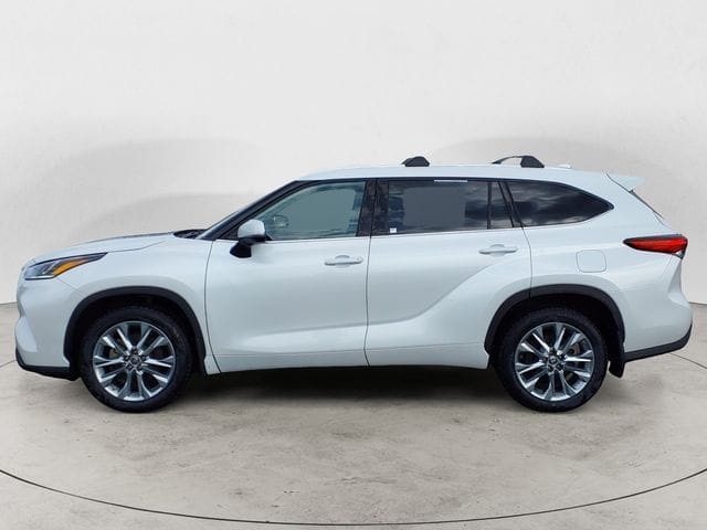 Used 2022 Toyota Highlander Limited 4D Sport Utility – 5TDDZRBHXNS593126